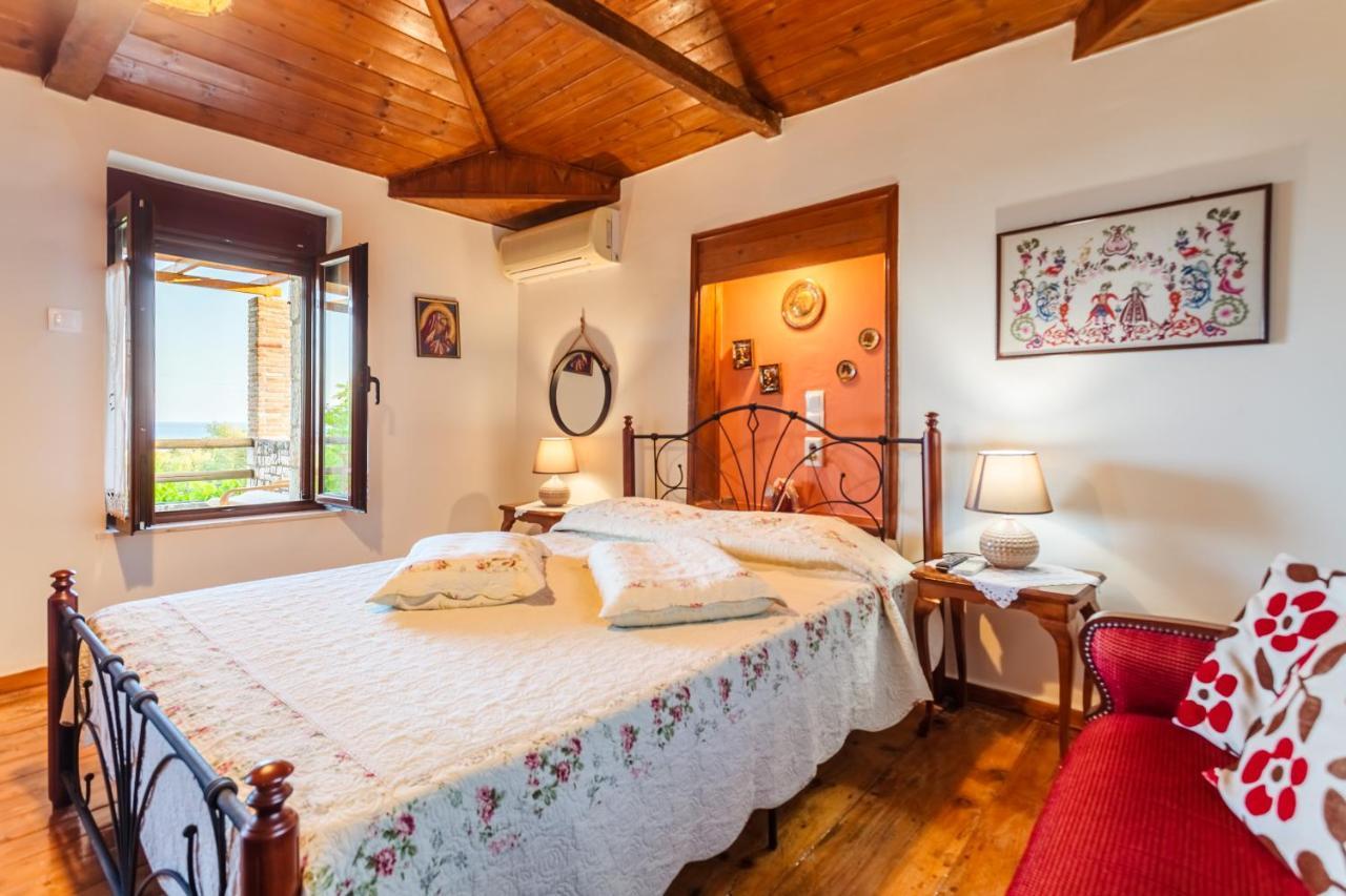 Petalidi Olive Garden Stone House Near The Beach Екстер'єр фото
