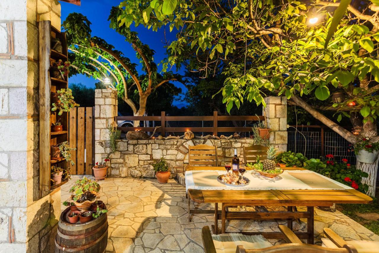 Petalidi Olive Garden Stone House Near The Beach Екстер'єр фото