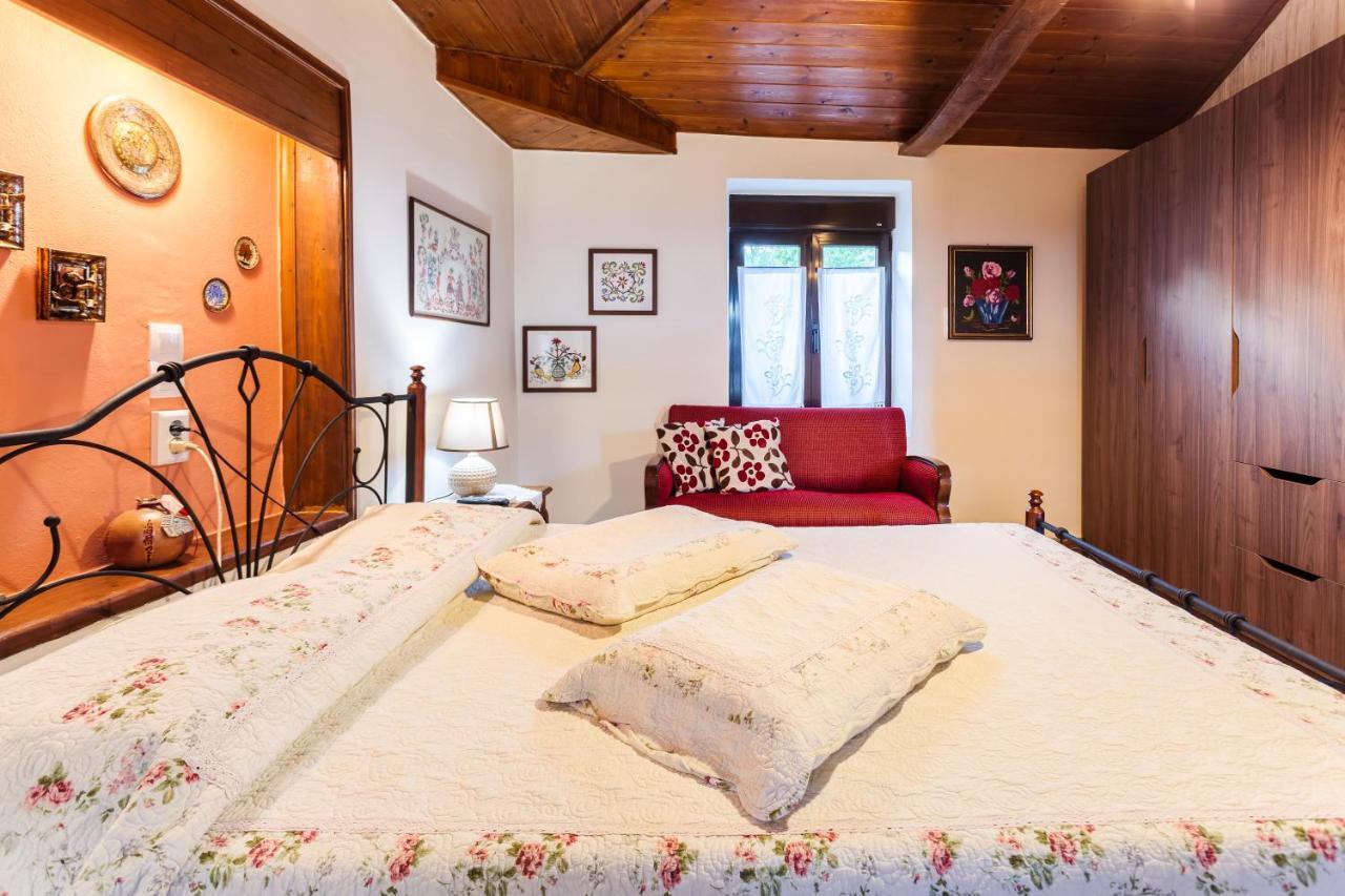 Petalidi Olive Garden Stone House Near The Beach Екстер'єр фото