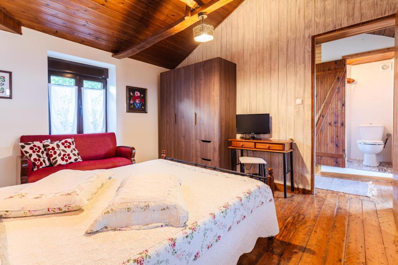 Petalidi Olive Garden Stone House Near The Beach Екстер'єр фото